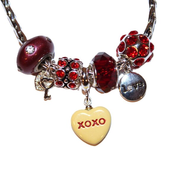 DaVinci Charm Bracelet 8.5" 7 Beads - Valentine's Day XOXO Hearts Love Red CZ - Picture 1 of 3